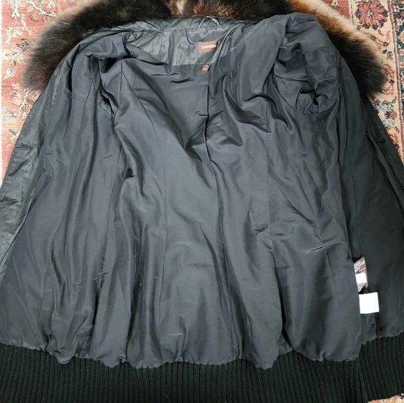 Danier patent leather trim fox fur collar fall jacket - Picture 7 of 12
